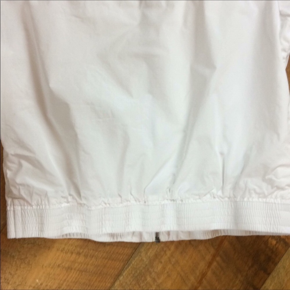 Chico’s lightweight short sleeve white jacket Size Small - Picture 7 of 9